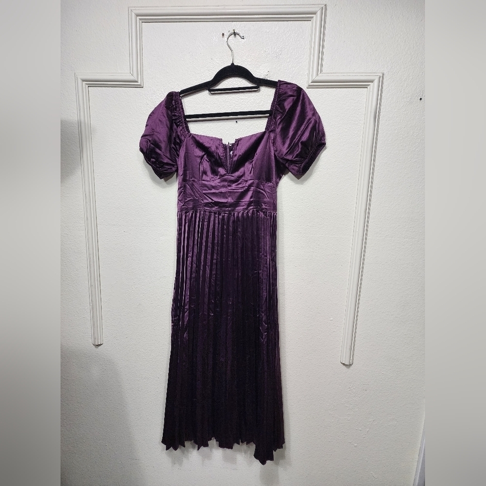 Lulus Flawless Forever Dark Purple Satin Pleated Midi Dress M Wedding Party Prom - Picture 6 of 9